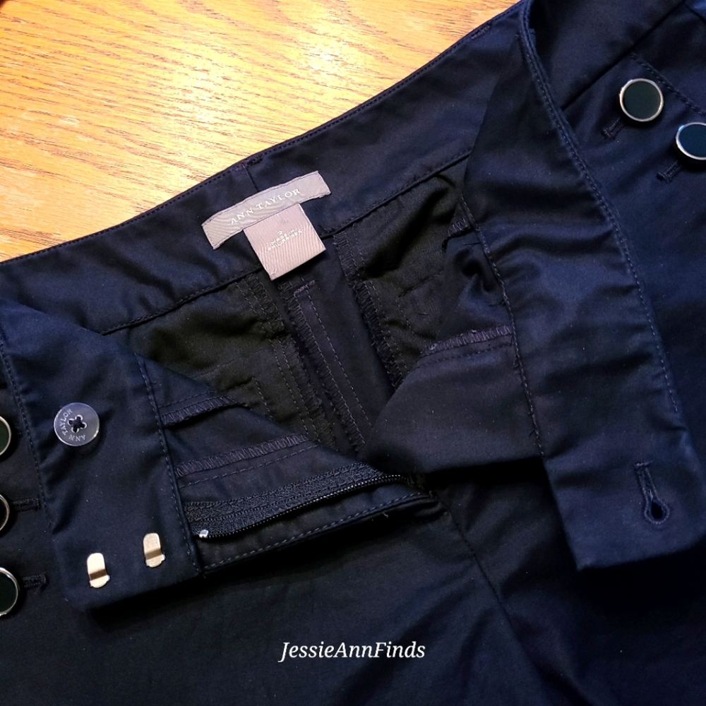 Ann Taylor Navy Blue Nautical Button Bermuda Shorts Women's Size 2 - Picture 12 of 12